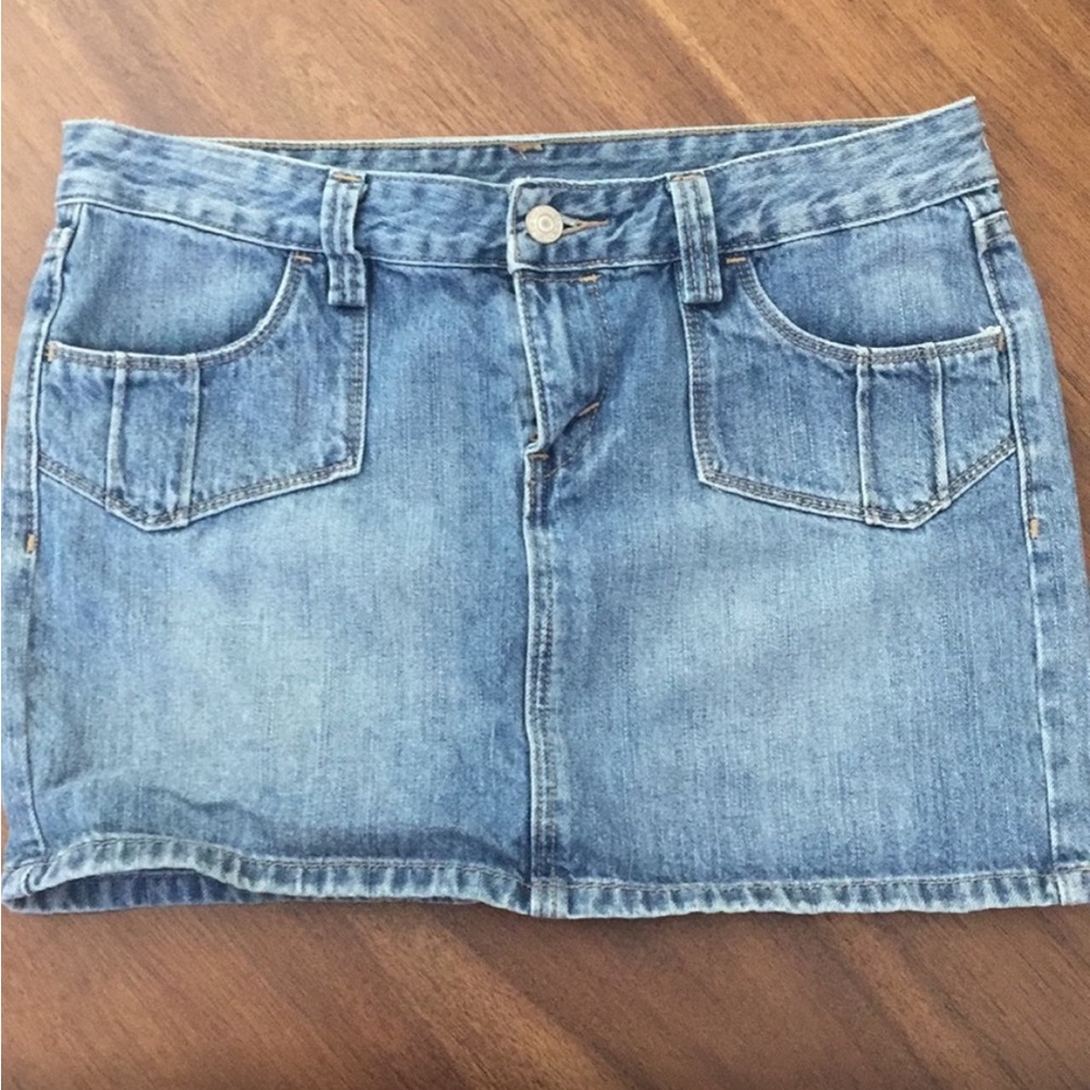 Levi’s Denim Mini Skirt